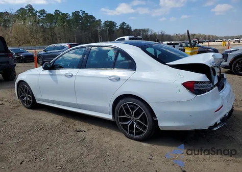 2022 Mercedes-Benz E350 из США, поврежденный, VIN W1KZF8DB6NB074878